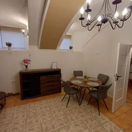 Flowers Appartments Апартаменты *