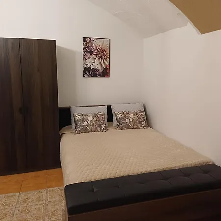 Flowers Appartments *