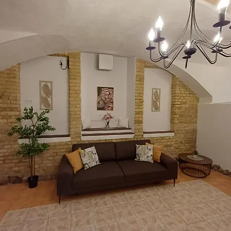 Flowers Appartments 公寓