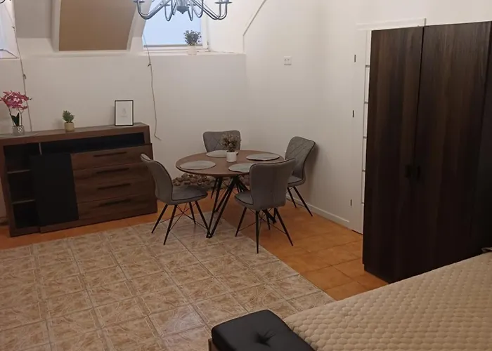 Апартаменты Flowers Appartments *